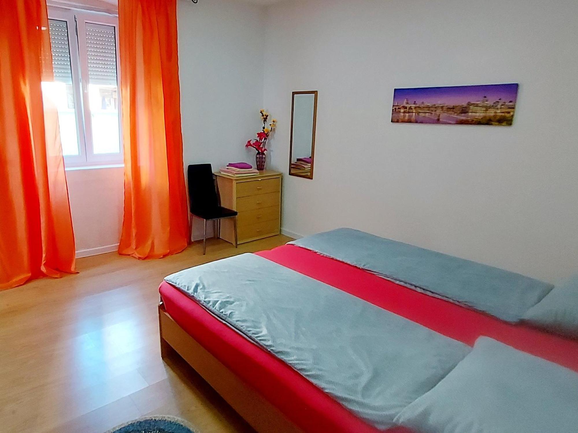 Ema & Sea Apartment'S Пула Экстерьер фото